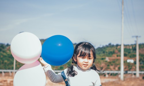 哺乳期吃益母草会影响宝宝吗-哺乳期可以喝益母草冲剂吗,中国哺乳期喝益母草颗粒对孩子有影响吗网站